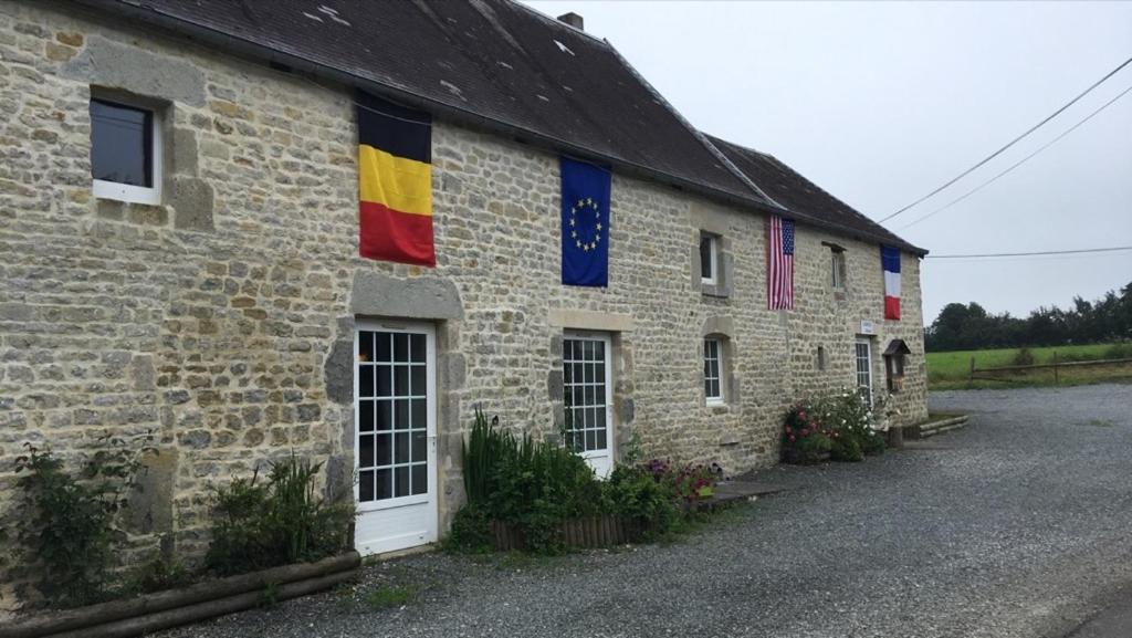 Chevrerie De La Huberdiere Liesville-sur-Douve エクステリア 写真