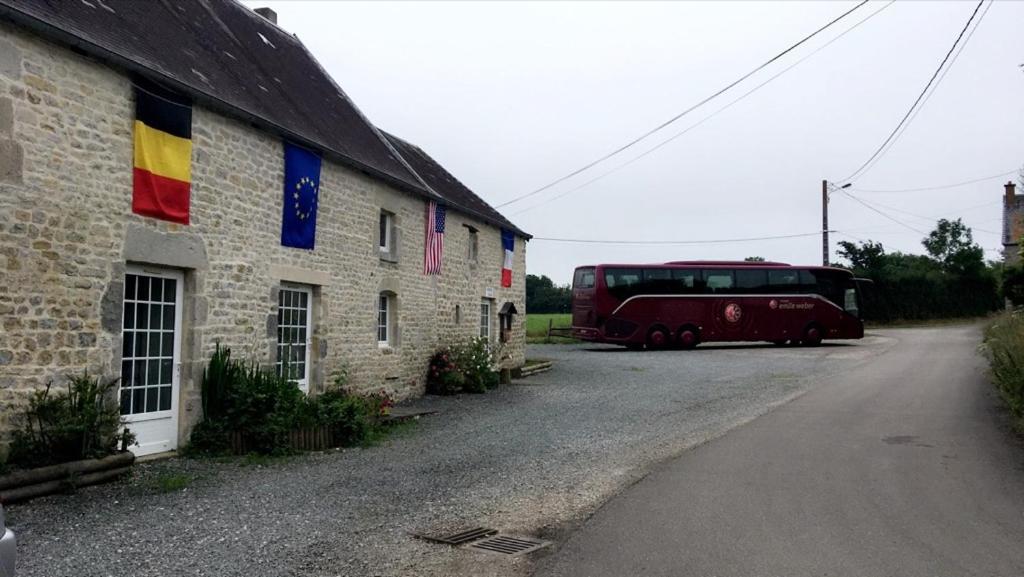 Chevrerie De La Huberdiere Liesville-sur-Douve エクステリア 写真
